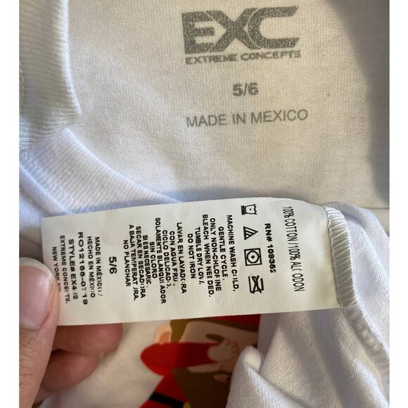 Extreme Concepts Dabbing Gnome Elf Kids Tshirt NEW Size: 5/6 - Picture 7 of 8